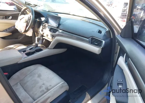 2019 Honda Accord Lx z USA, uszkodzony, nr VIN 1HGCV1F15KA023373